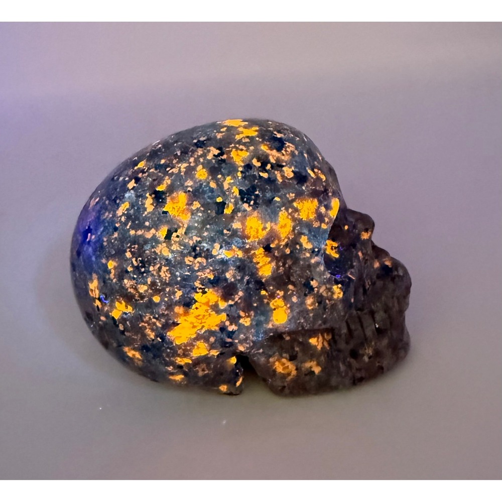 Yooperlite Skull Crystal Hand Carved UV Reactive Fluorescent Sodalite 3.7"